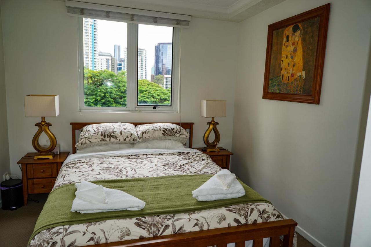 City/Valley Resort Apartment ブリスベン エクステリア 写真